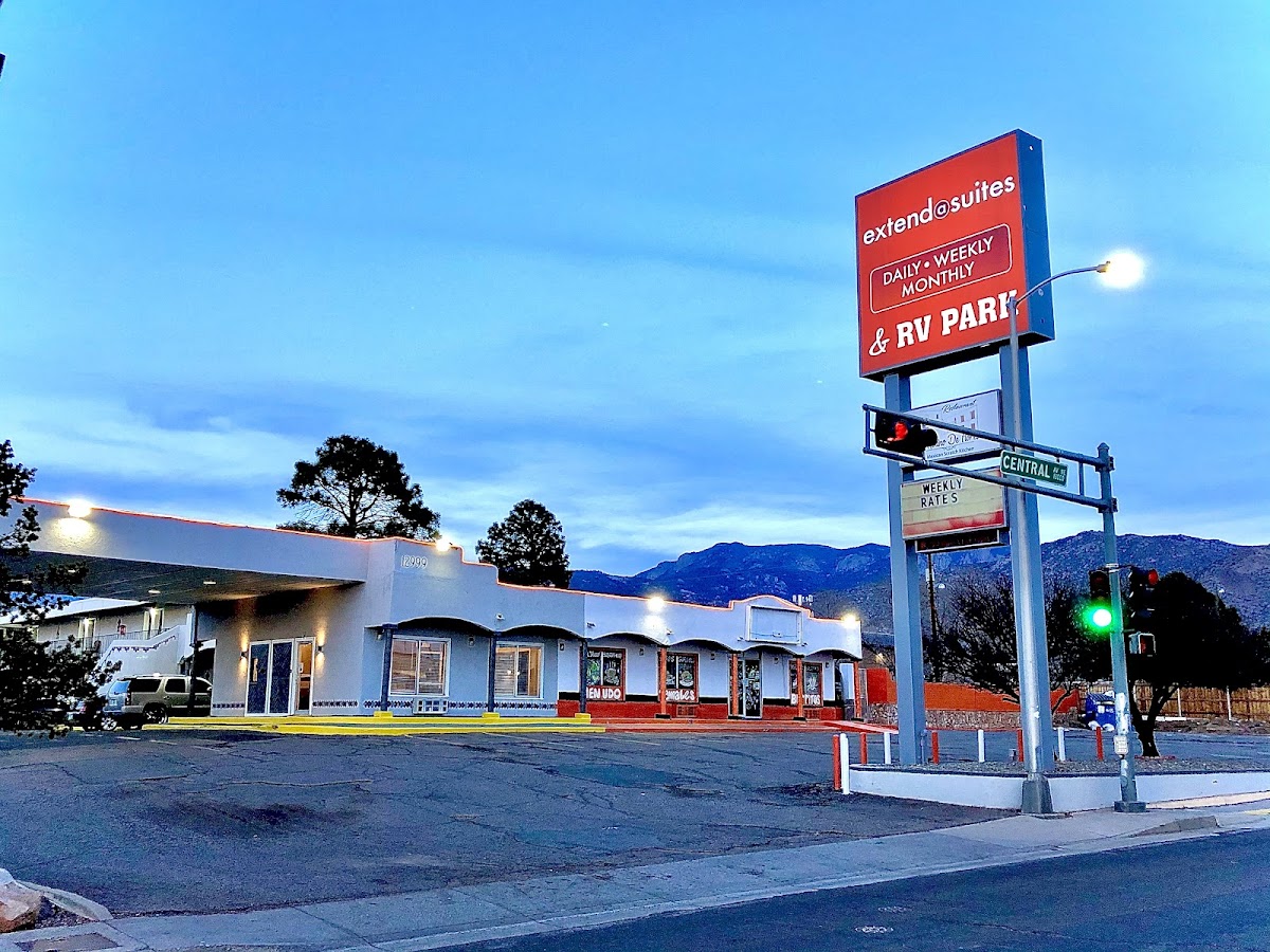 Extend a Suites & RV Park